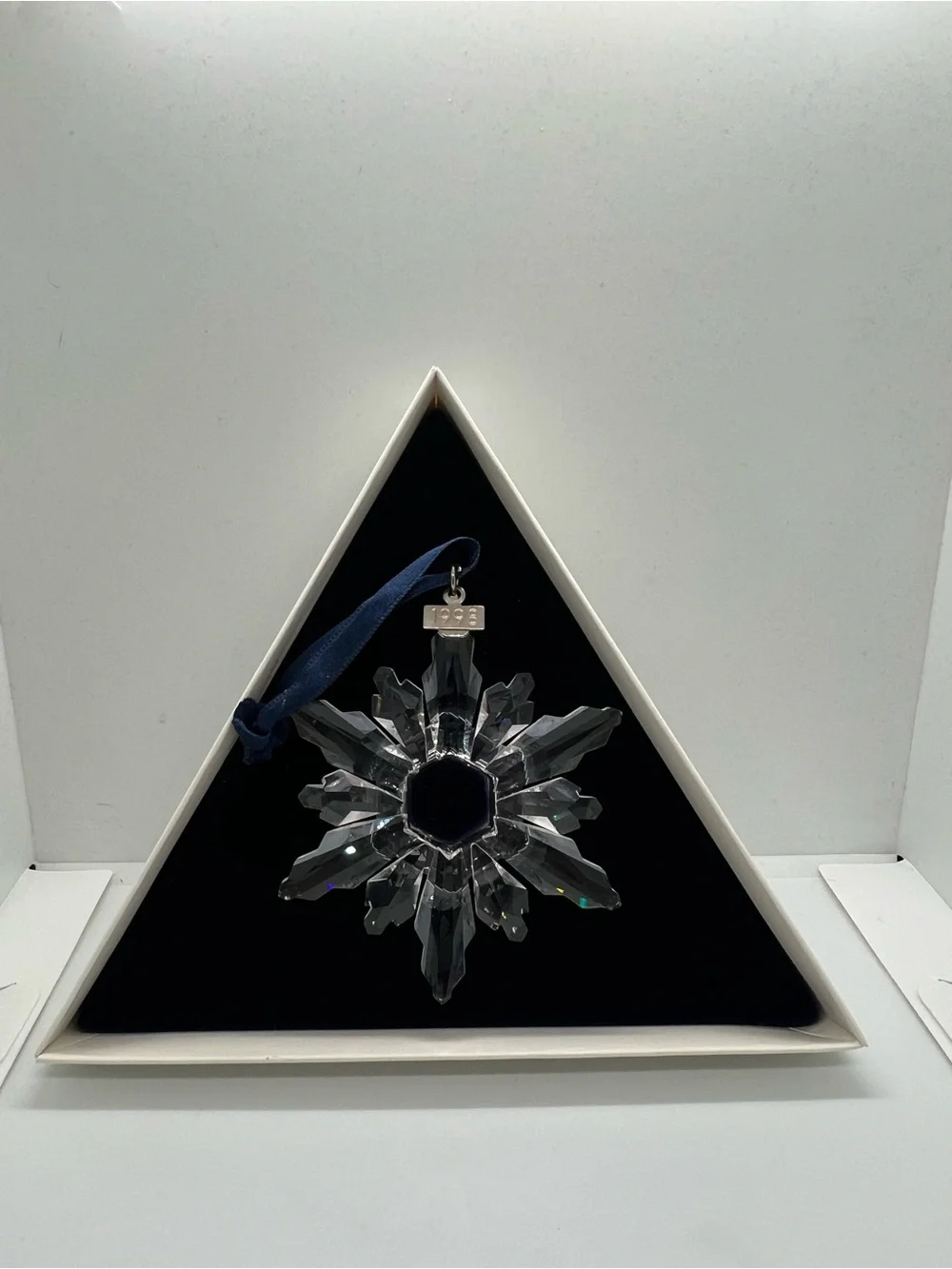 Swarovski Crystal 1998 Annual Snowflake Christmas Ornament with Box